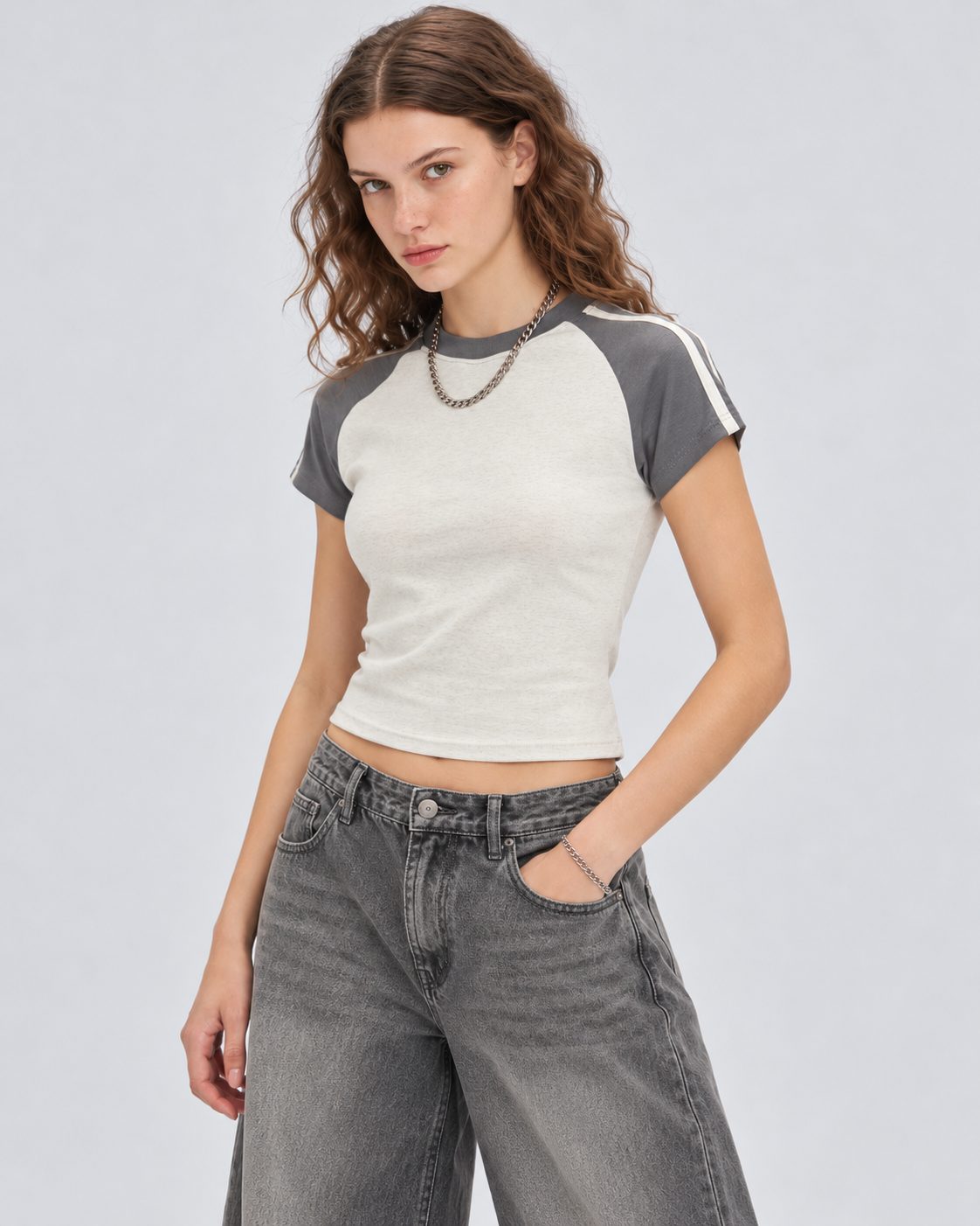 Y2K,Y2KFASHION,Y2KBabyTee,Raglantee,raglantshirt,contraststripe,stripedtshirt,bodycontee,fittedtshirt,womensstreetwear,retrofashion,2000sfashion,sportychic,casualwear,preppystyle,colourblock,summertops,shortsleevetop,crewneck,everydayessential