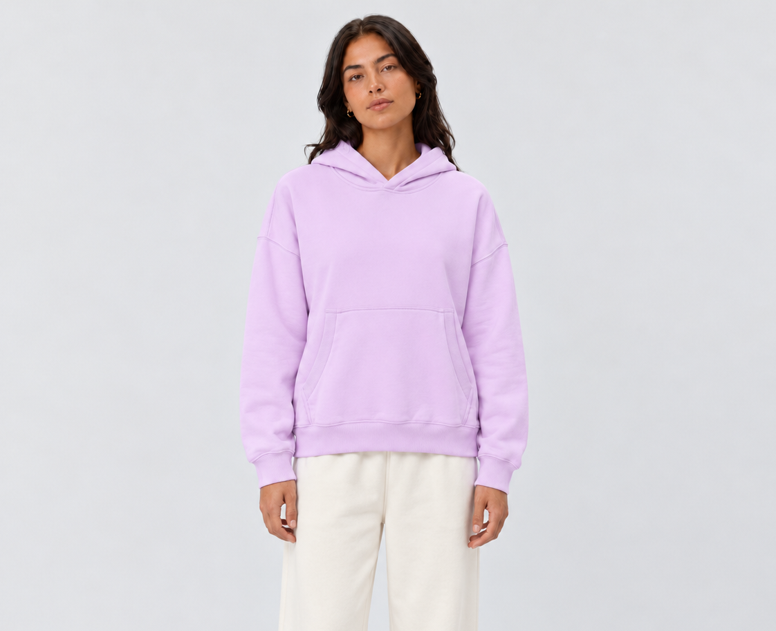 oversized,oversizedhoodie,boxyhoodie,fleecehoodie,heavyweighthoodie,essentialhoodie,blankhoodie,streetwear,minimaliststreetwear,oversizedclothing,casualwear,winterhoodie,cosyhoodie,everdayessential,relaxedfit,hoodedsweatshirt,basichoodie